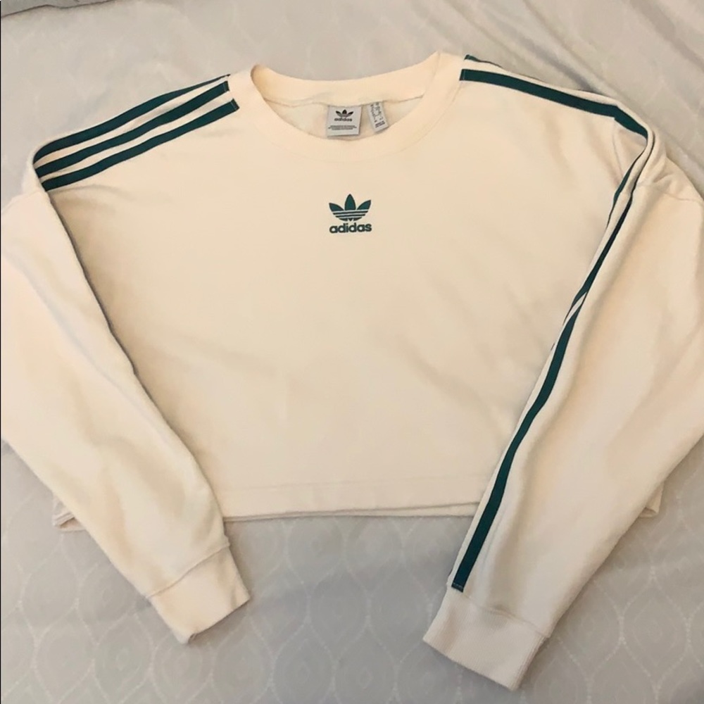 Cropped Adidas Sweatshirt